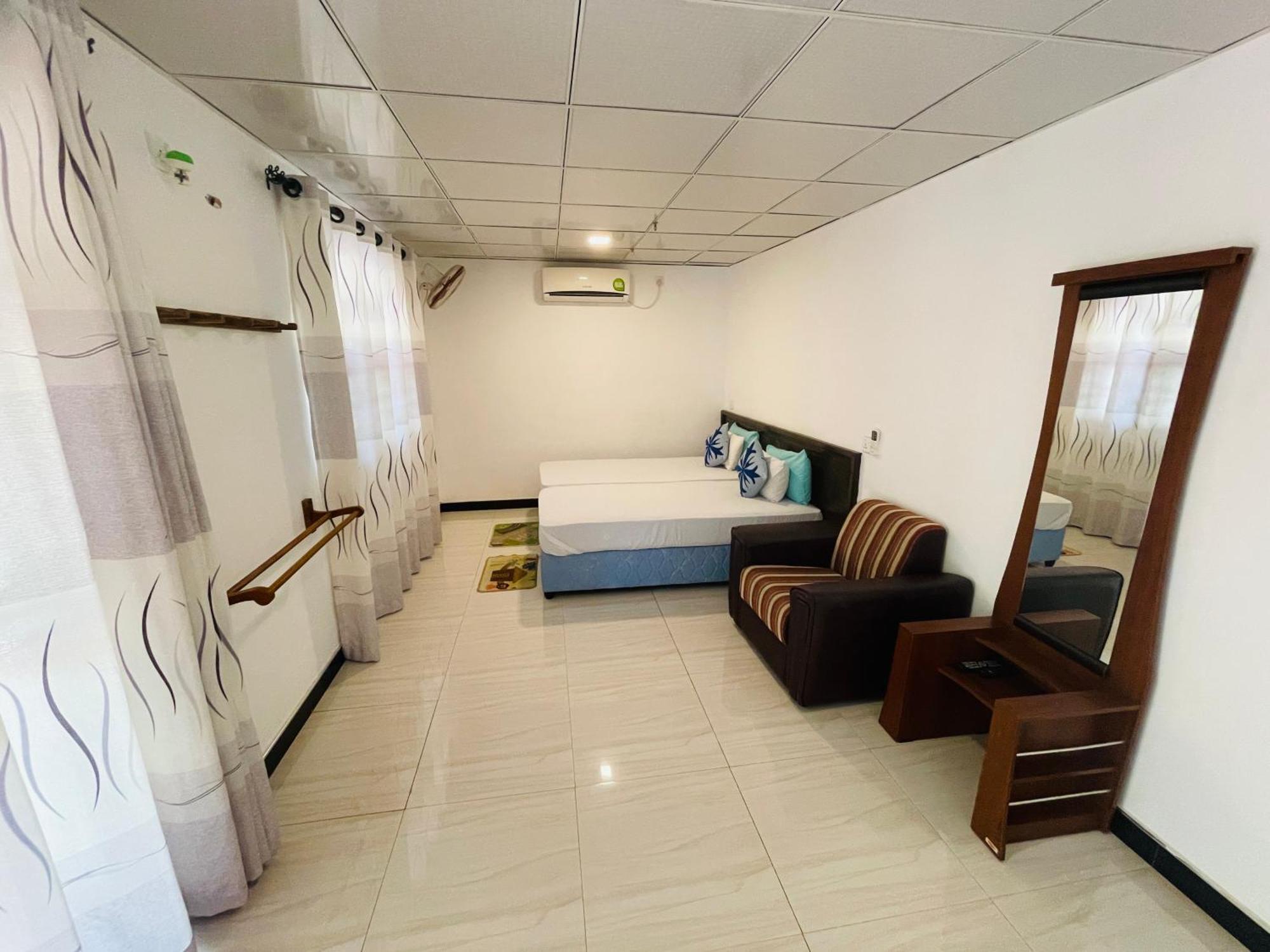 פולונרואה Tishan Holiday Resort חדר תמונה