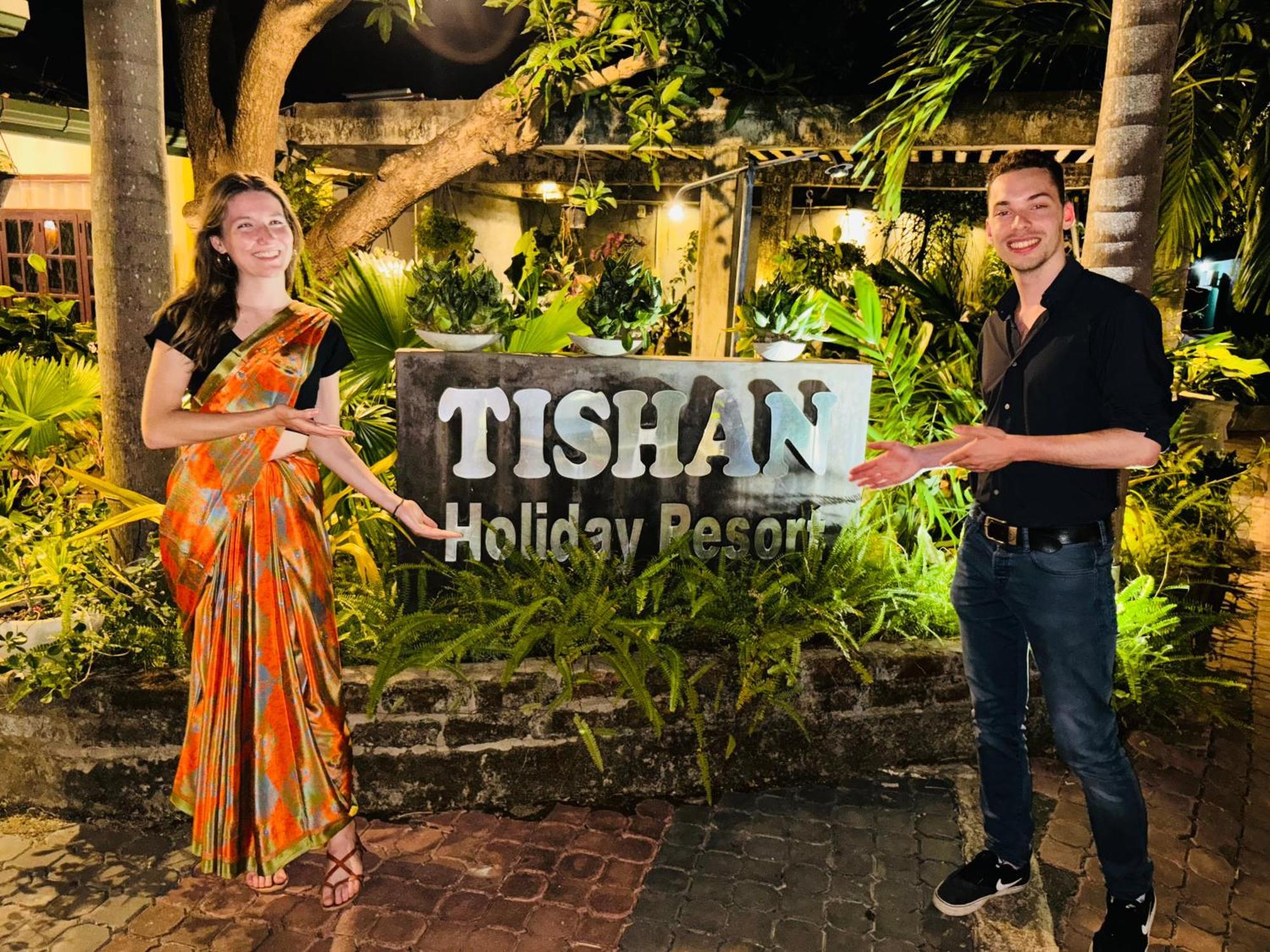 פולונרואה Tishan Holiday Resort מראה חיצוני תמונה